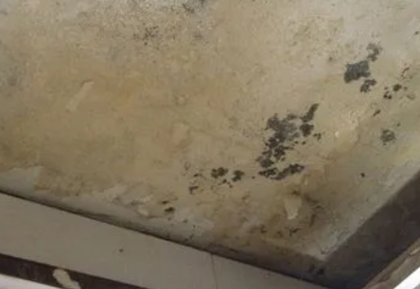 海北阳台漏水维修公司分享下海北卫生间渗水维修需要注意哪些问题。